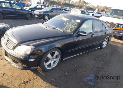 2004 Mercedes-Benz S 500 z USA, uszkodzony, nr VIN WDBNG75J84A392350